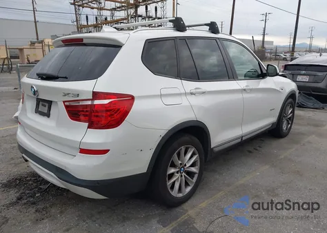 2016 BMW X3 xDrive28I z USA, uszkodzony, nr VIN 5UXWX9C58G0D69184